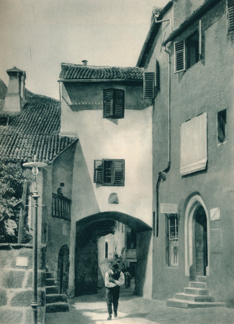 En stille gade, Merano, Sydtyrol, Italien, 1927 af Eugen Poppel
