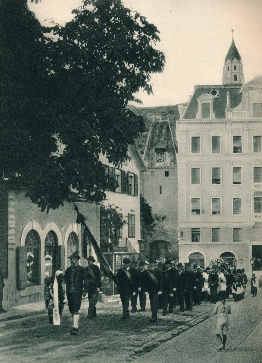 Begravelsesoptog, Merano, Sydtyrol, Italien, 1927 af Eugen Poppel