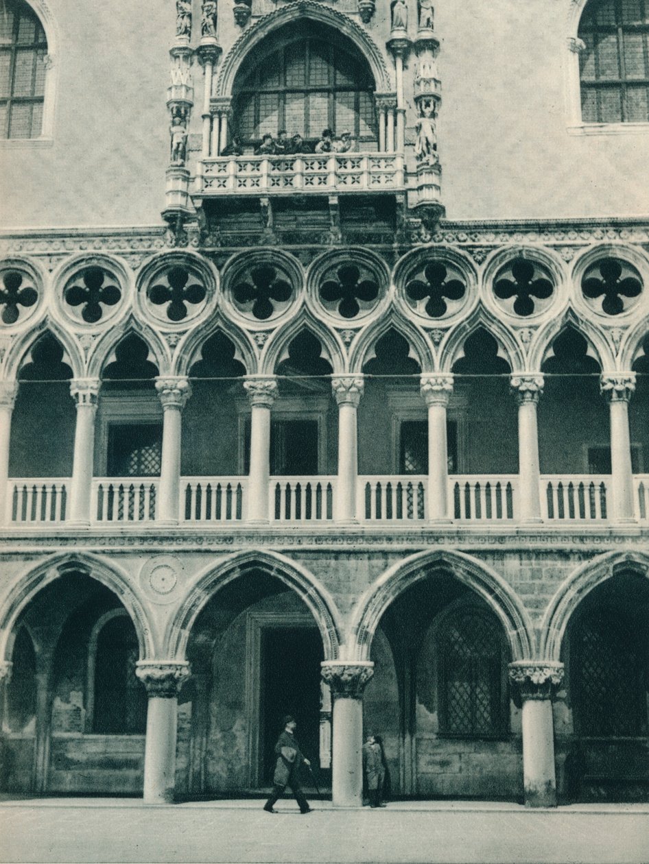 En del af Dogespaladset, Venedig, Italien, 1927 af Eugen Poppel