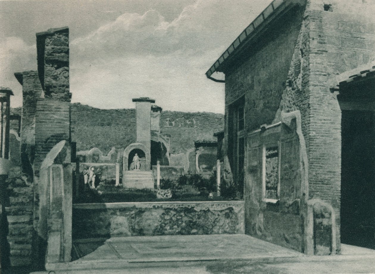 Gade der stiger op til forummet, Pompeji, Italien, 1927 af Eugen Poppel
