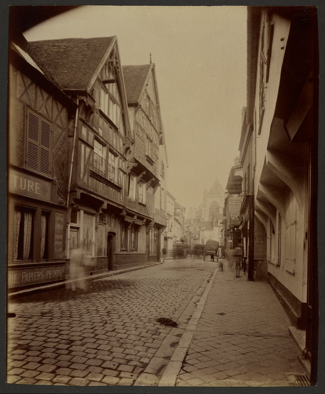 Beauvais, Manufakturens blindgyde af Eugène Atget