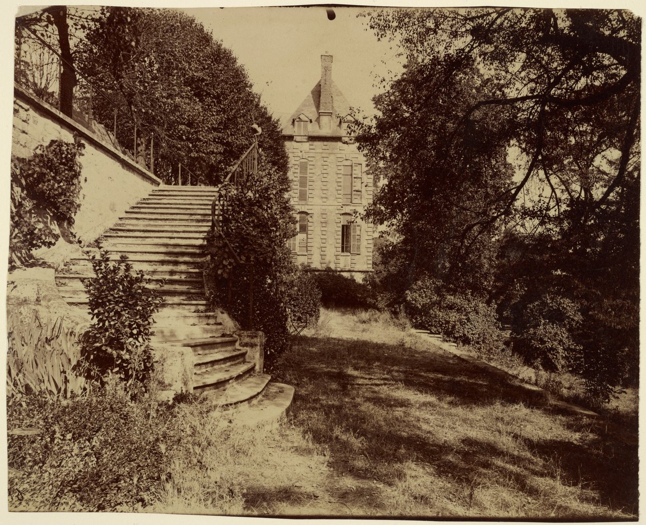Courbevoie, gammelt slot kaldet Belle Gabrielle af Eugène Atget