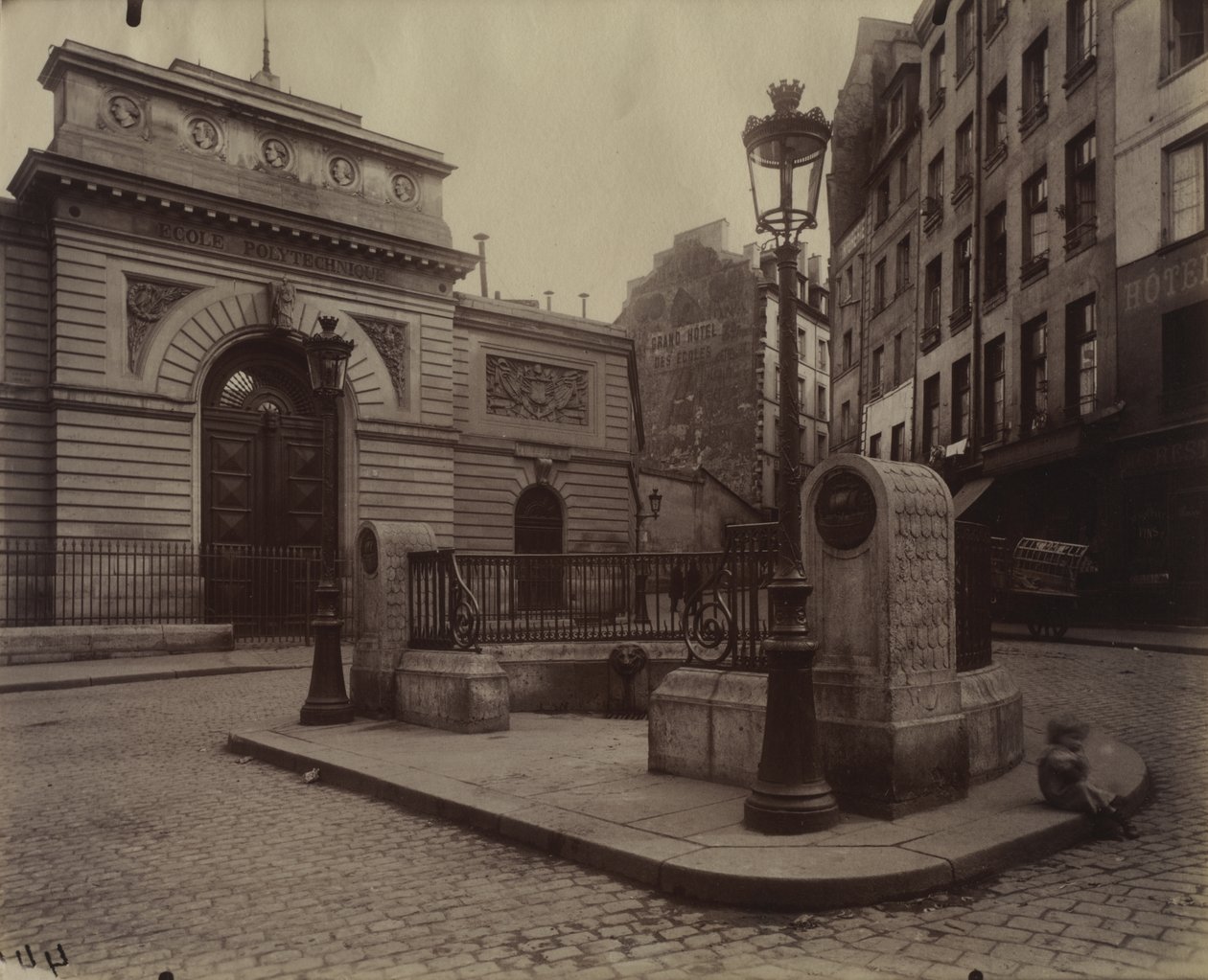 Fontæne af Ecole Polytechnique af Eugène Atget
