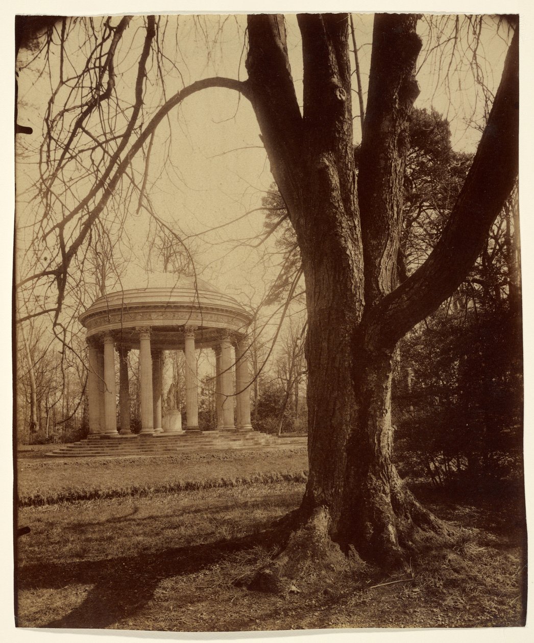 Petit Trianon (Kærlighedens tempel, Petit Trianon) af Eugène Atget