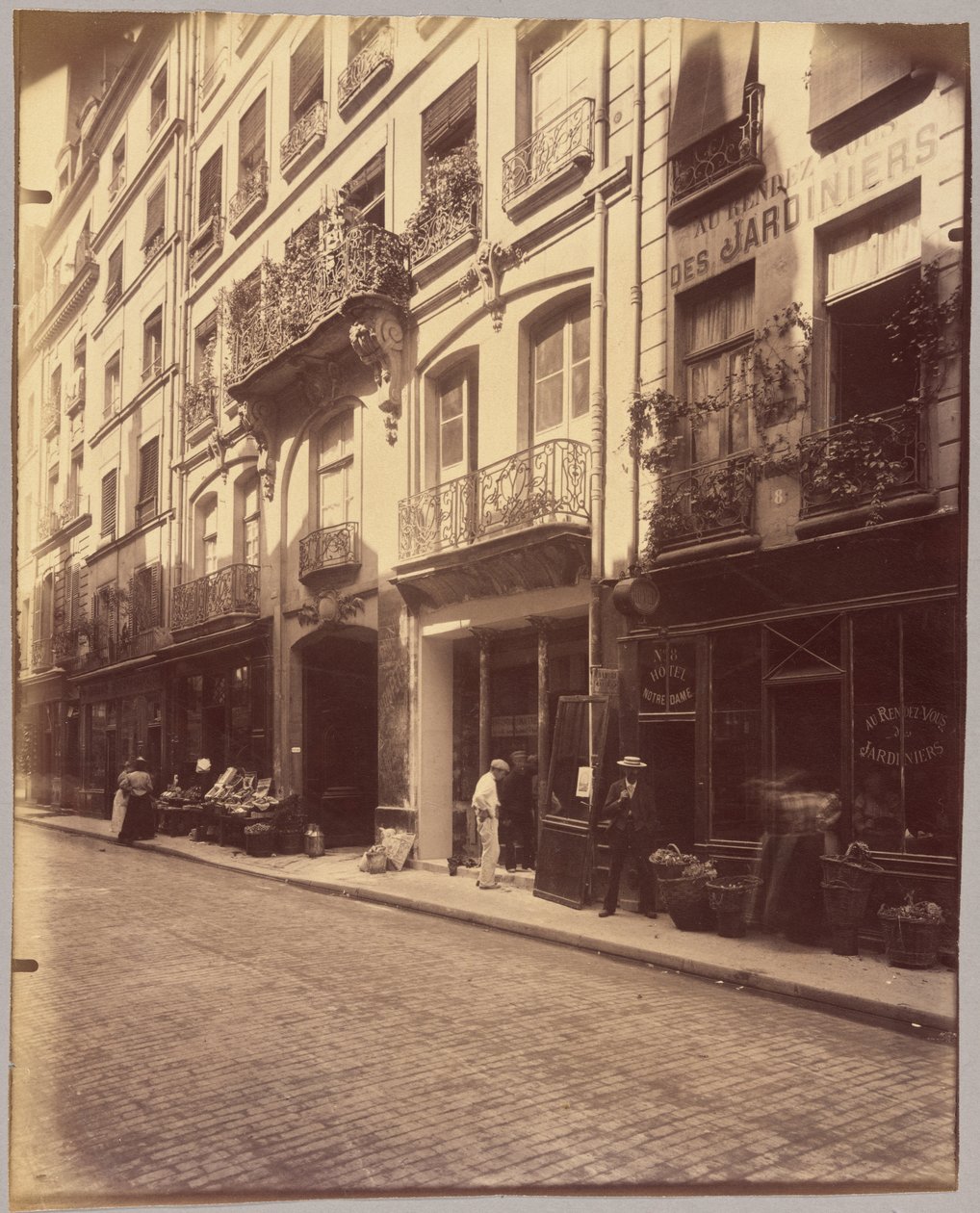 Rue du Petit-Pont af Eugène Atget