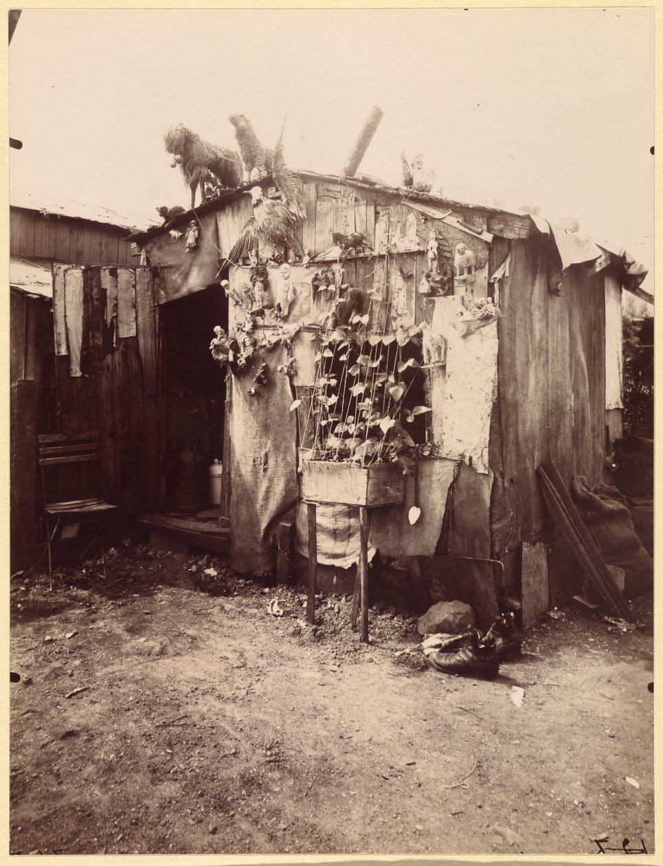 En kludesamlers hus af Eugène Atget