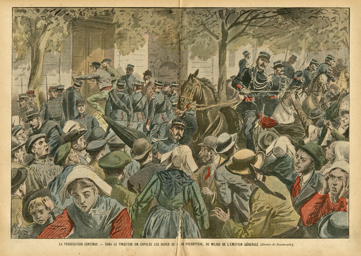 Illustration af Eugene Damblans (1865-1945) i Le Pelerin, 27/10/07 - Forfølgelse fortsætter I Finistere fordrives kurene fra deres præsbyteri midt i den generelle følelse - Religion Tro, Bretagne, Crowd, Katolsk Katolicisme, Finistere - S af Eugene Damblans