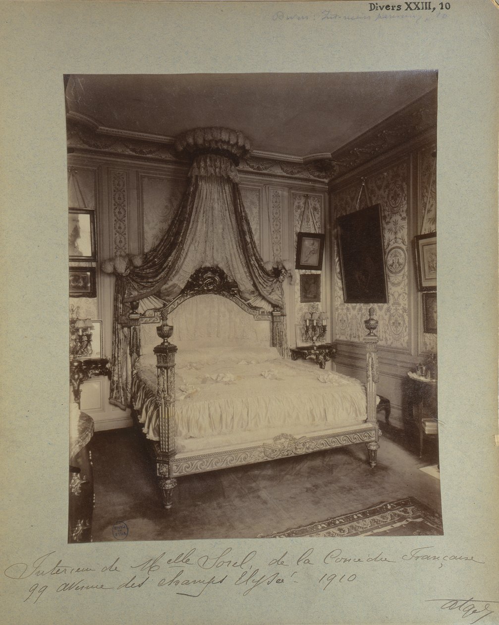 Soveværelse af Cecile Sorel på 99 Avenue des Champs Elysees, 1910 af Eugène Atget