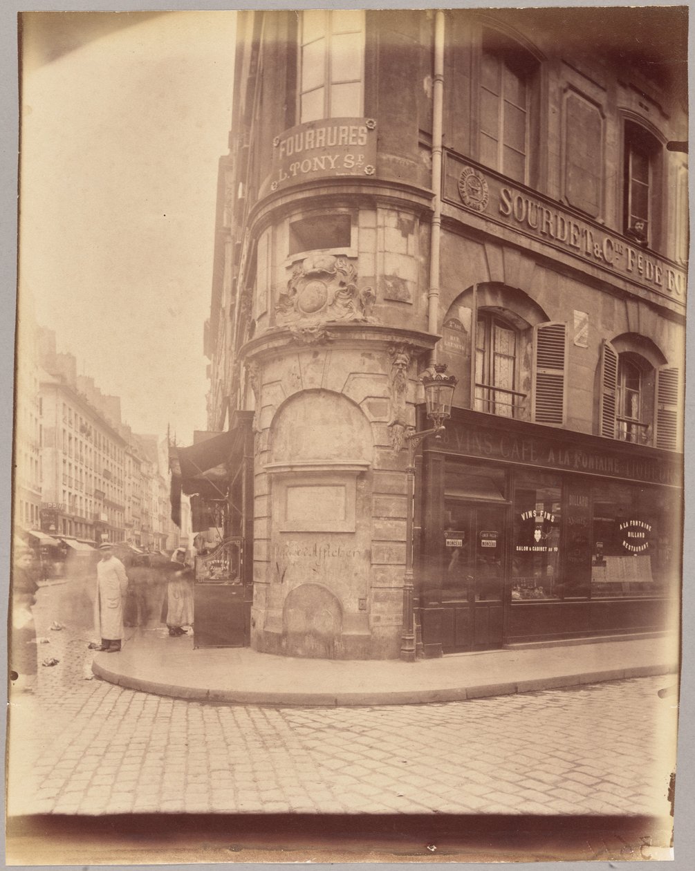 Fontaine de la Reine, rue Greneta og rue Saint-Denis af Eugène Atget