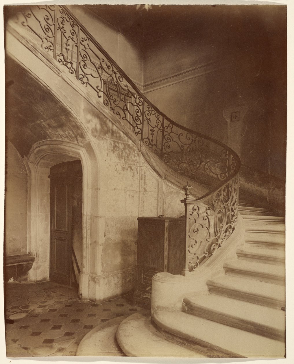 Hotel de la Brinvilliers, giftmorderen, Rue Charles V 12 af Eugène Atget