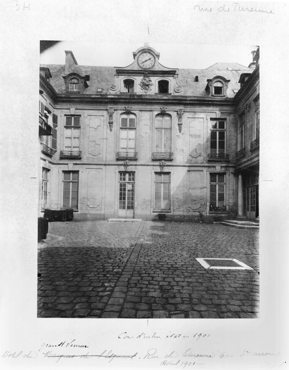 Hotel du Grand Veneur i Paris, 60 rue de Turenne, 1901 af Eugène Atget