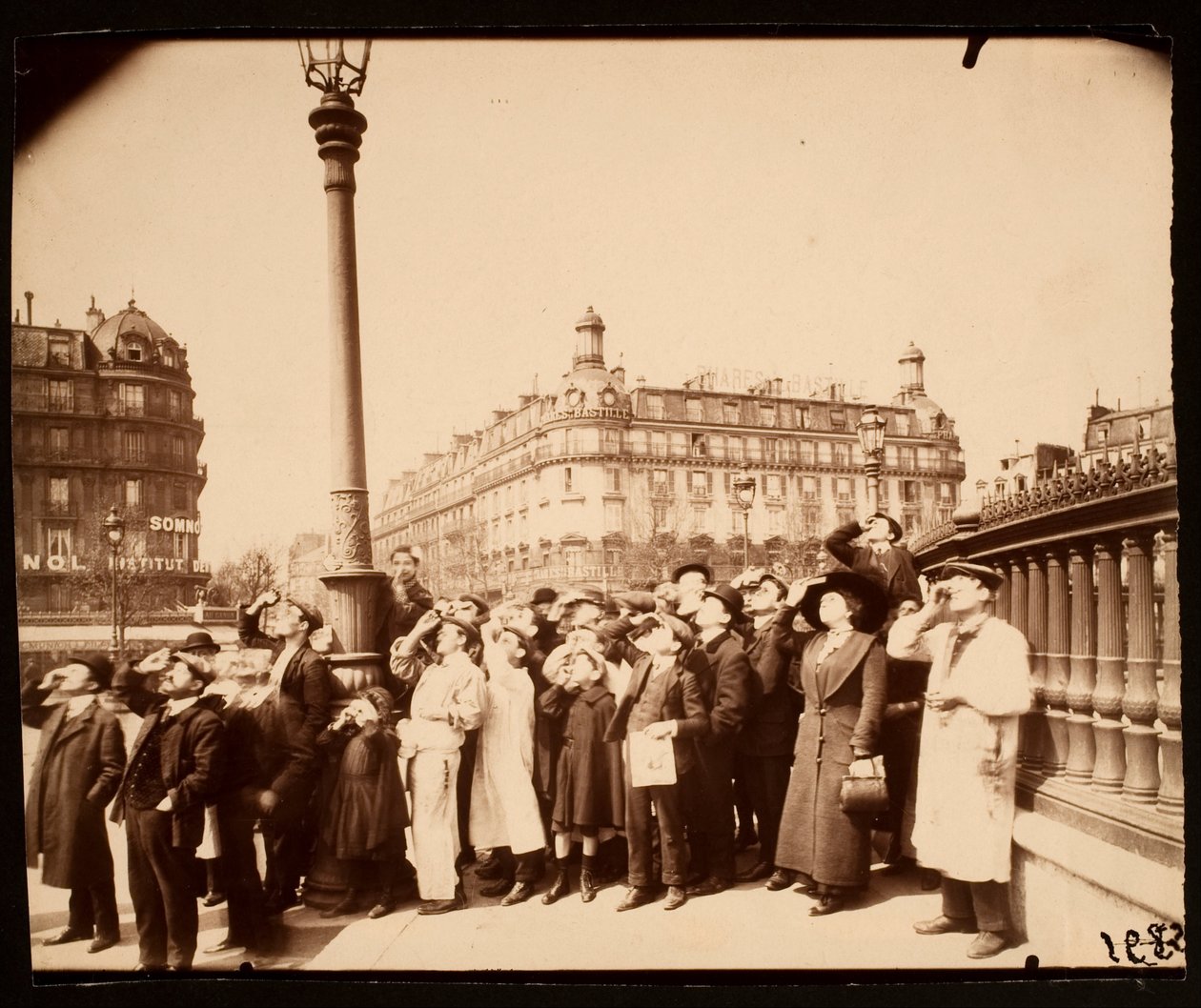 Formørkelsen, april 1912 af Eugène Atget