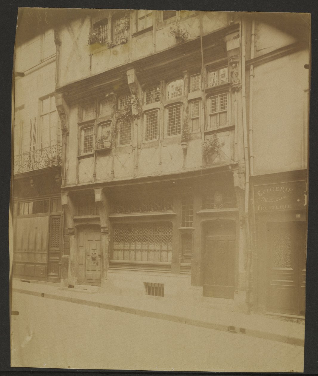 Rouen, Maison Rue Saint-Romain, 74 af Eugène Atget