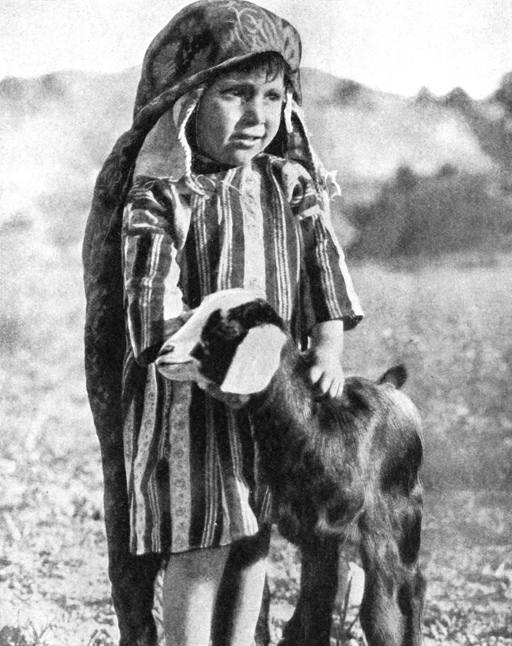 Tunesisk dreng i Sahara-ørkenen, 1936. af Ewing Galloway