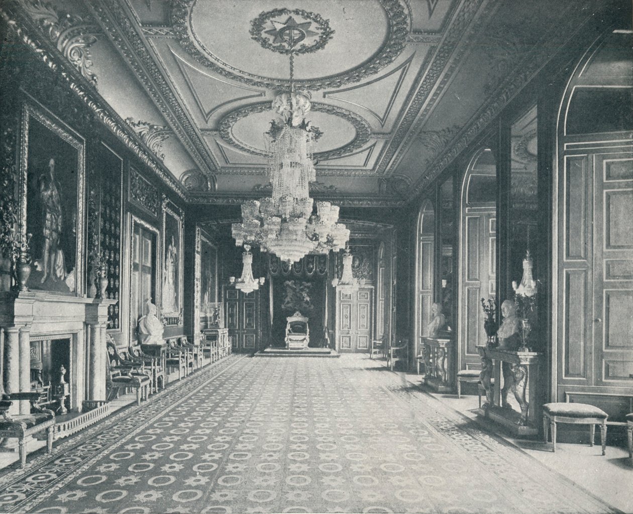 The Throne Room, Windsor Castle, c1899, 1901 af Eyre and Spottiswoode