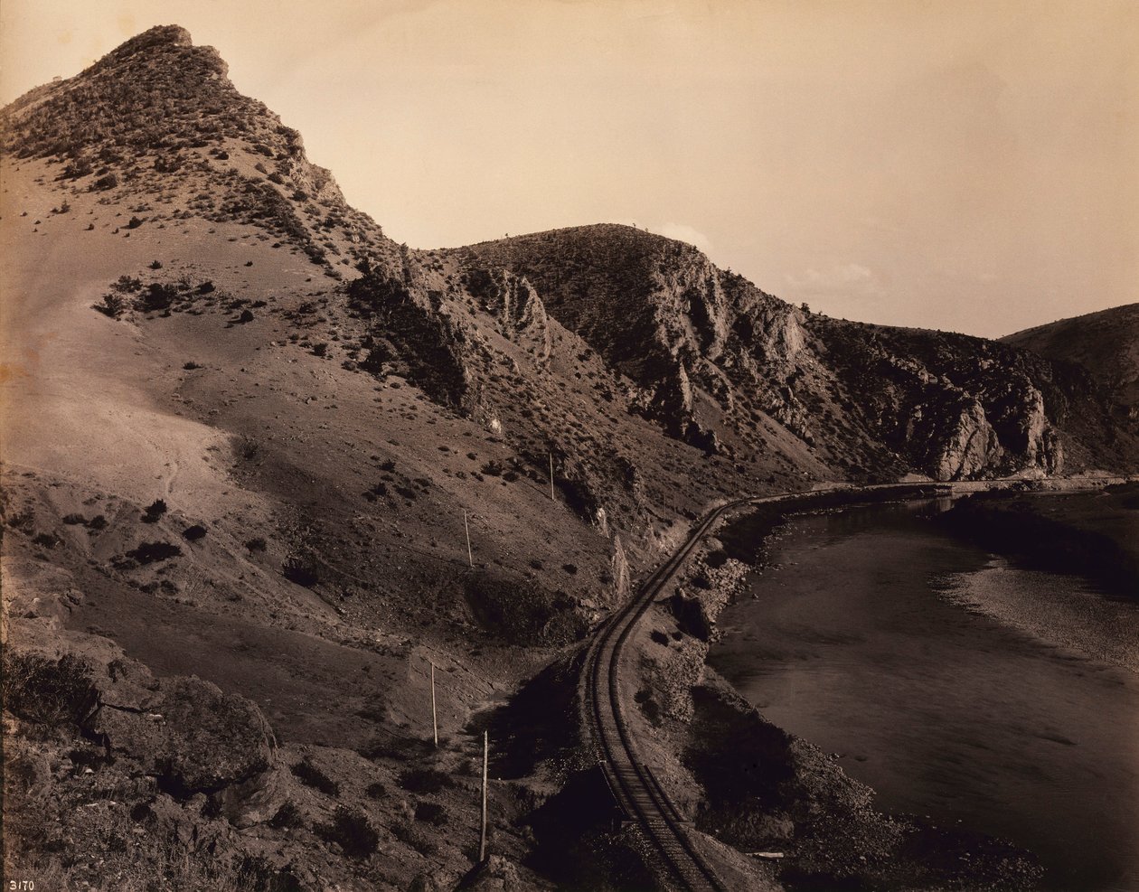 Østlig indgang, Jefferson Canyon, til Northern Pacific Railroad af F. Jay Haynes
