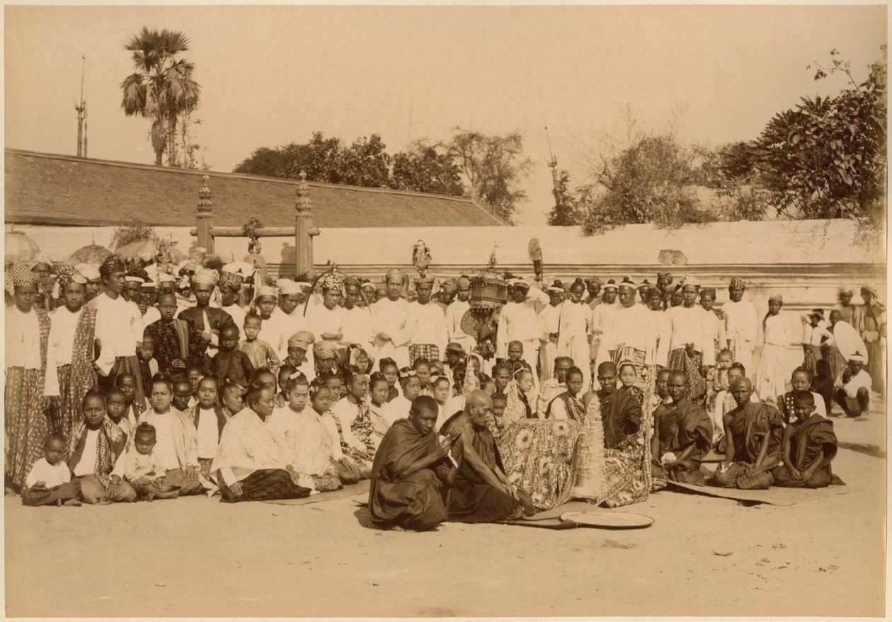 Andagt ved Arakan Pagoda, Mandalay, Burma, slutningen af det 19. århundrede (albumin print) af Felice Beato