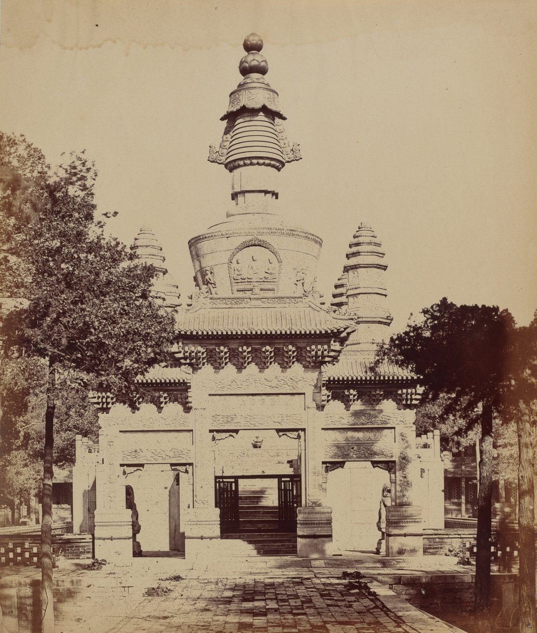 Thibetansk monument i Lamatemplet, Pekin, oktober 1860,1860 (foto) af Felice (1825 c.1908) Beato