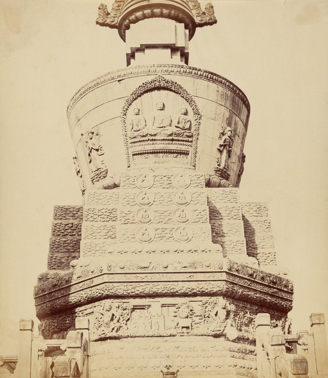 Arkitektonisk udsigt over Lama-templet nær Pekin, oktober 1860, 1860. af Felice Beato
