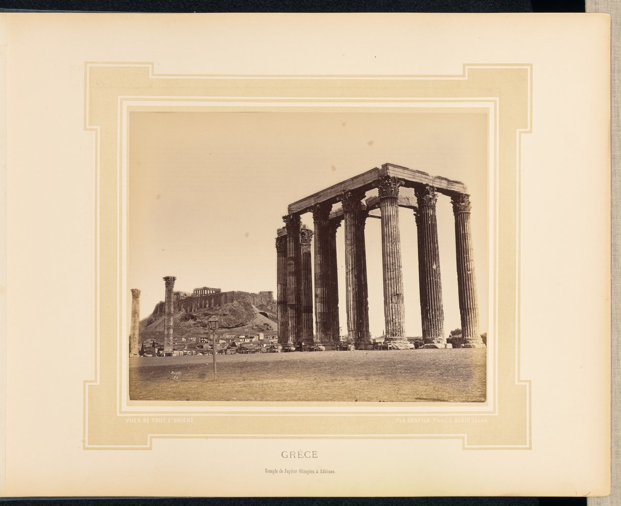 Grækenland: Jupiters tempel i Olympia i Athen af Félix Bonfils