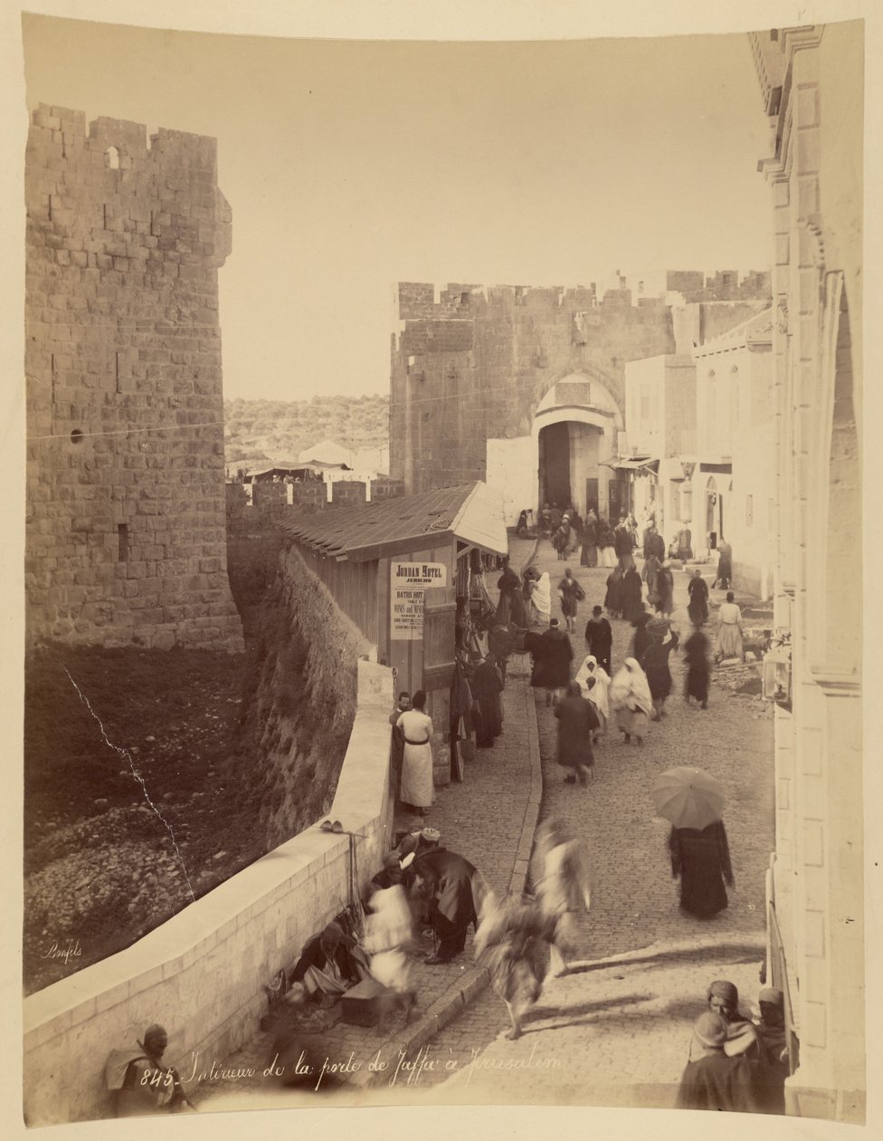 Indersiden af Jaffa-porten i Jerusalem af Félix Bonfils