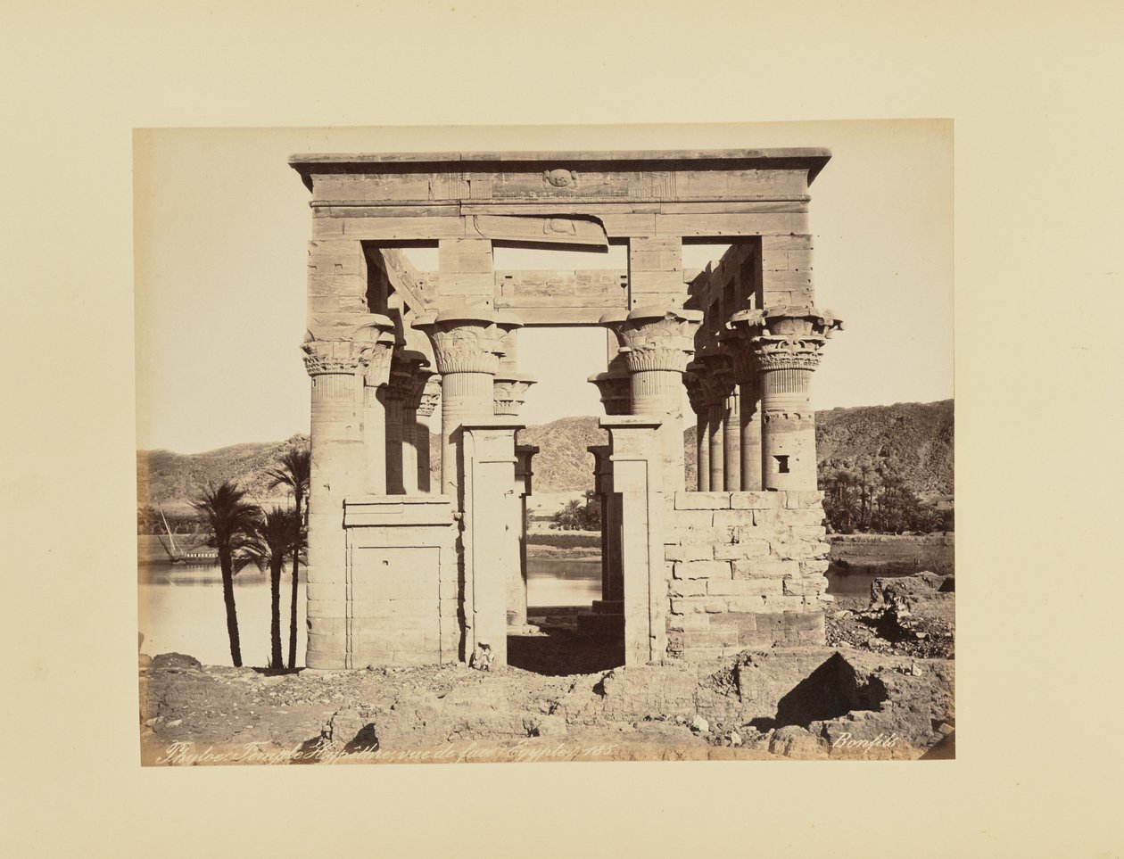 Philae. Hypætraltempel, set forfra, Egypten af Félix Bonfils