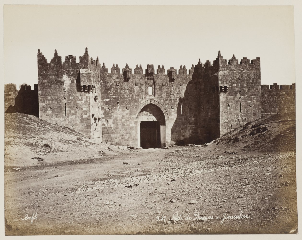 Damaskusporten i Jerusalem, nr. 287 af Félix Bonfils