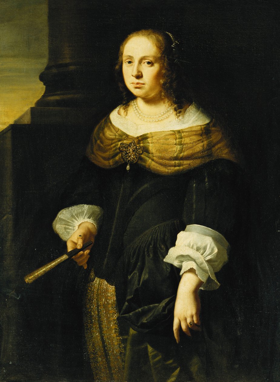 Portræt af en dame, trekvart længde, iført en sort og grøn kjole, holder en vifte, på en portik, af Ferdinand Bol