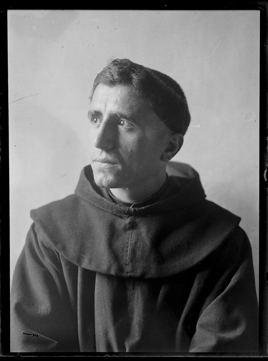 Billede af en franciskaner i Assisi af Ferdinand Schmutzer