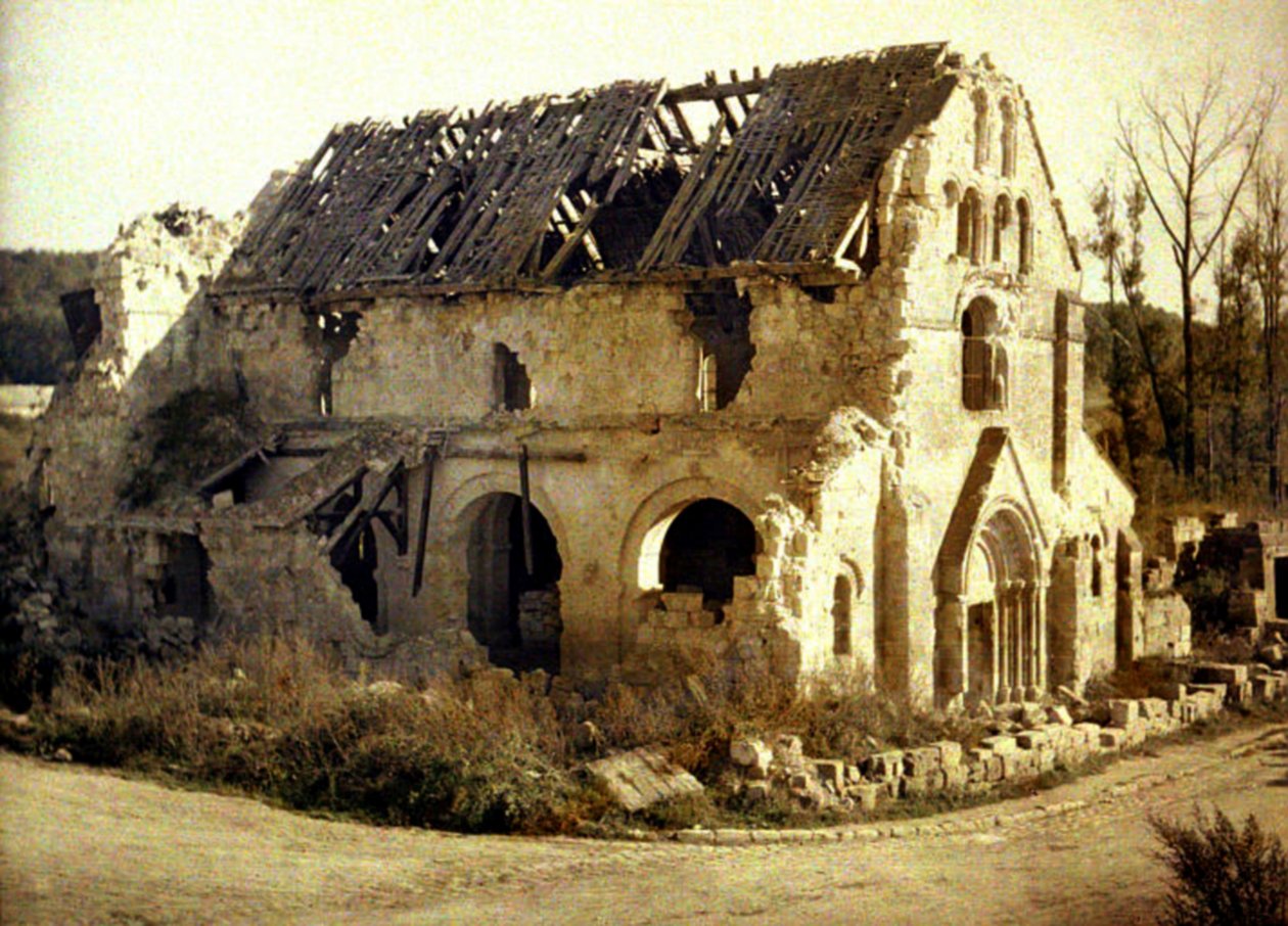 Kirke beskadiget af artilleriild, Tracy-le-Val, D