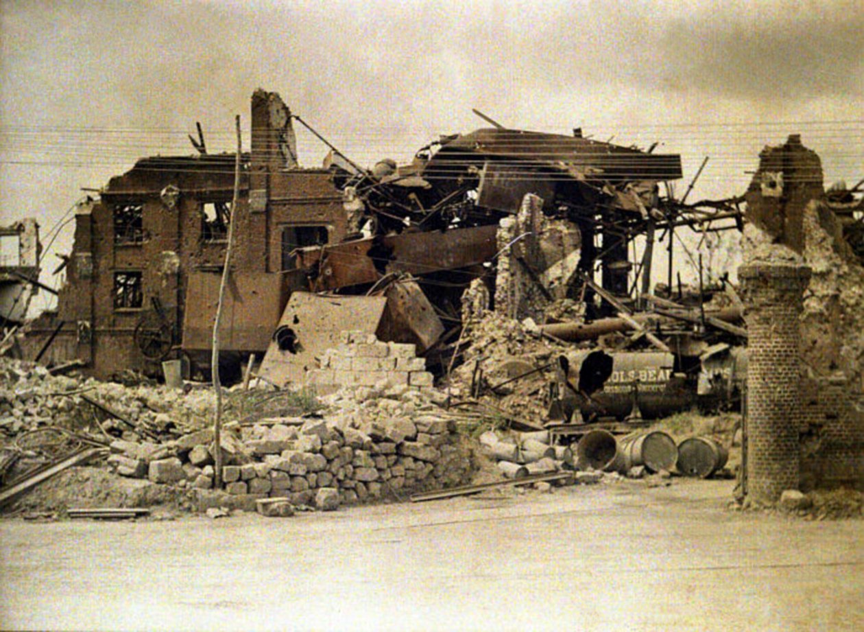 Ruinerne af destilleriet, Cuffies, Aisne, Frankrig, 1917 (autokrom) af Fernand Cuville
