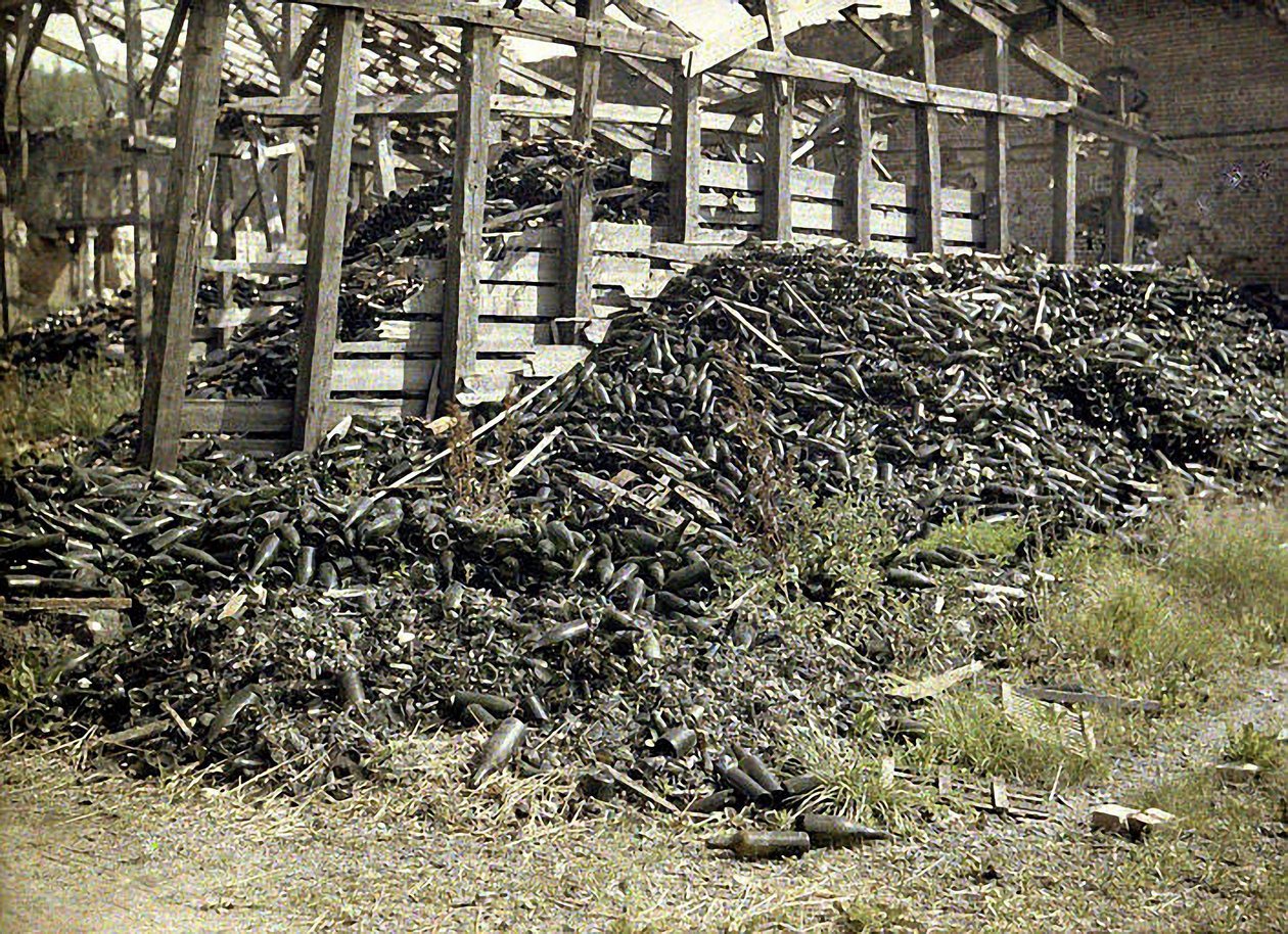 Ruinerne af det stærkt beskadigede Vauxrot-destilleri, Cuffies, Aisne, Frankrig, 1917 (autokrom) af Fernand Cuville
