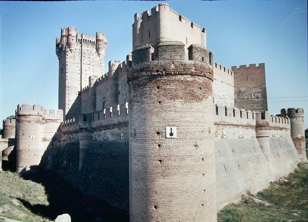 Udsigt over Castillo de la Mota, bygget til Juan II i 1440 af Fernando de Carreno