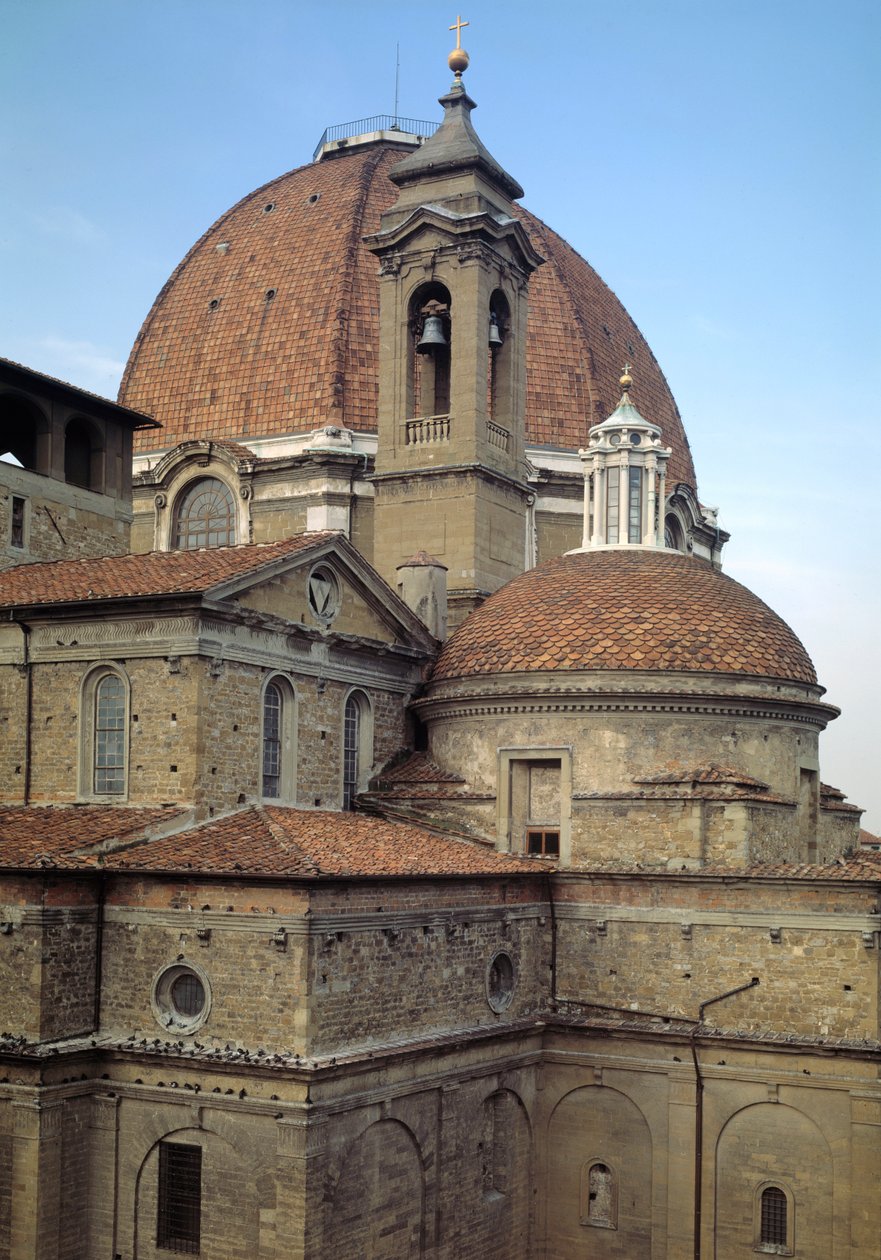 Udvendig udsigt over kirken San Lorenzo, delvist af Filippo Brunelleschi (1377-1446) 15.-16. århundrede (Church of St Lawrence) Firenze, Italien af Filippo Brunelleschi