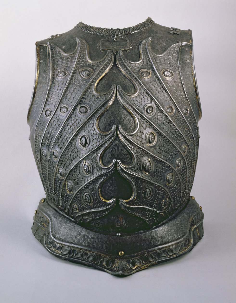 Pansret brynje (metal) af Filippo Negroli