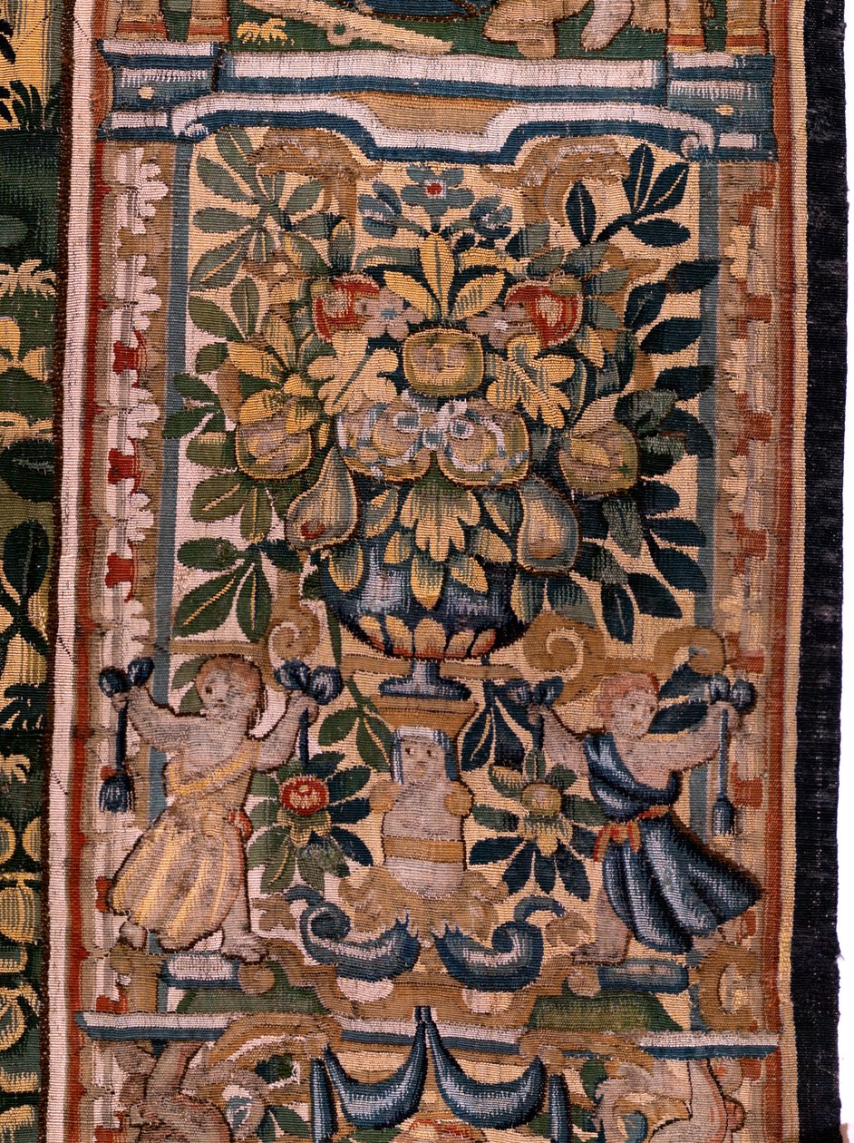 flamsk gobelin. Serien Story of Cyrus. Ingen V Kamp mellem to krigere og Cyrus død (Combate de dos guerreros y muerte de Ciro). Anonym, baseret på Michiel Coxcie. Atelier Antwerpen. Silke og uld. Omkring 1590. af Flemish School