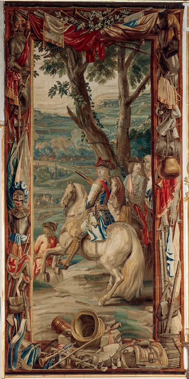 Slottet (Schlossanlage Schleissheim). flamsk gobelin. Bruxelles studie Judocus De Vos. Design Lambert De Hondt. Maximilian II Emanuel (Maximilian Emmanuel og to infanterister). 400x175 cm. Uld og silke. Ca 1715 - 1724. af Flemish School