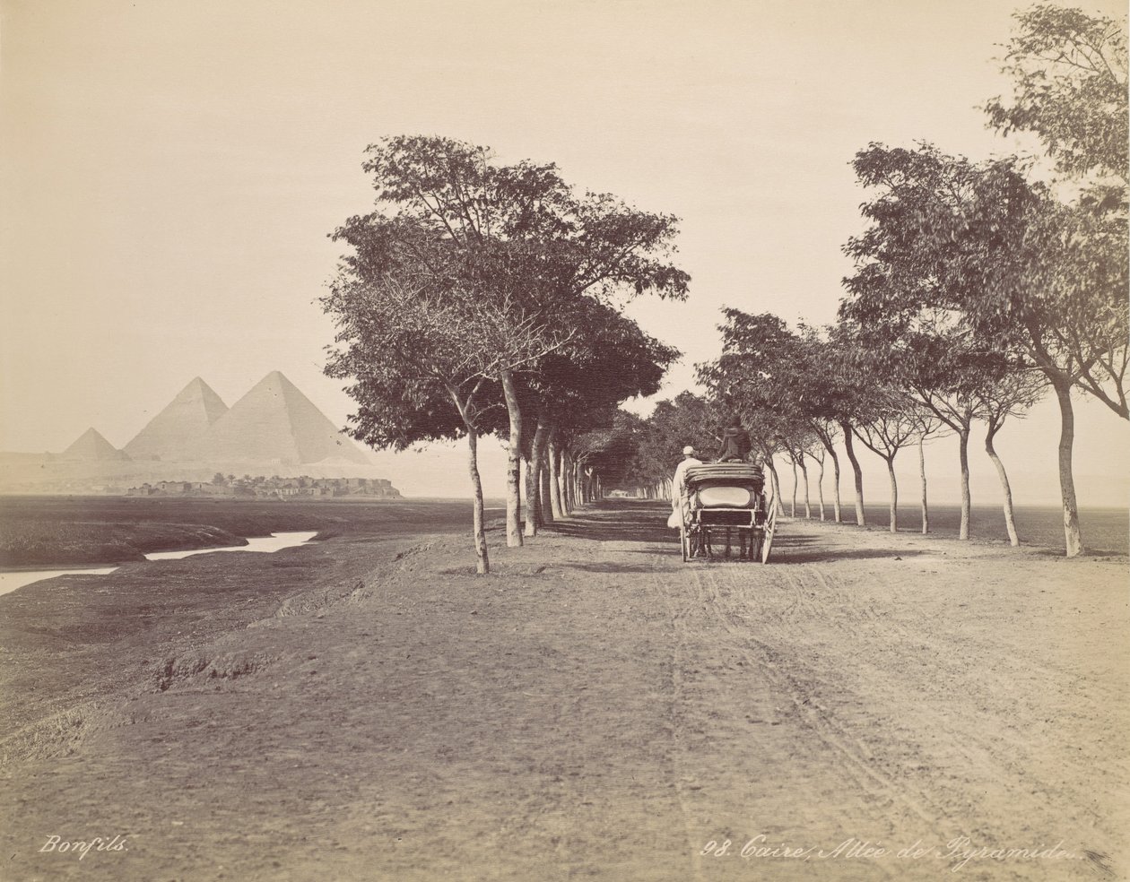 Cairo. Pyramidernes gyde, ca. 1870. af Félix Bonfils