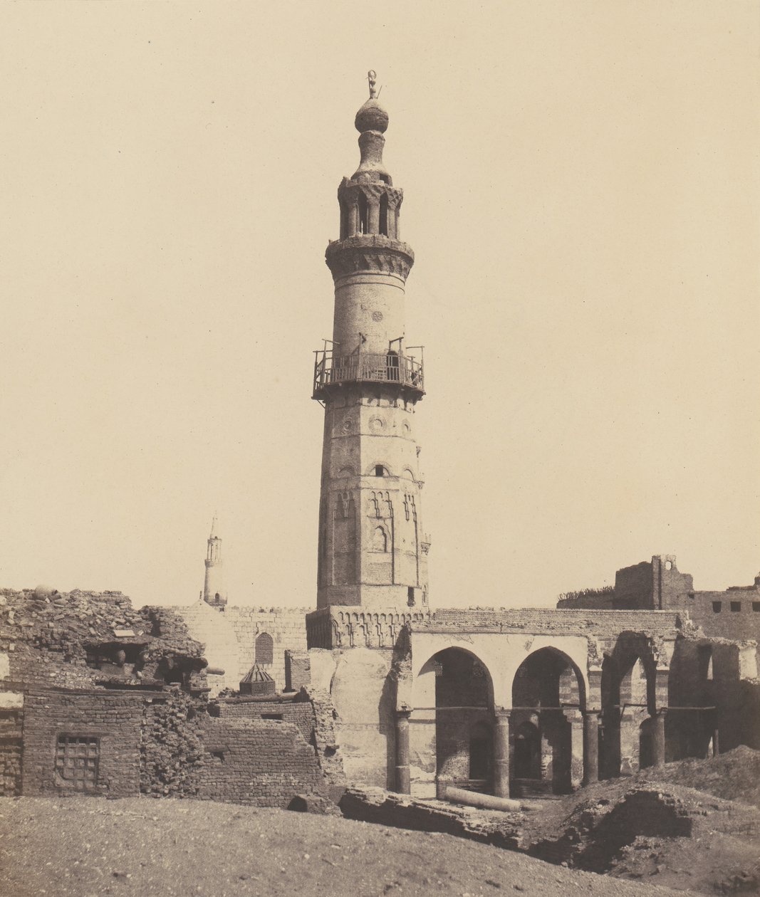 Djirdjeh, moske i ruiner på kanten af ​​Nilen, 1851-52, trykt 1853-54. af Félix Teynard