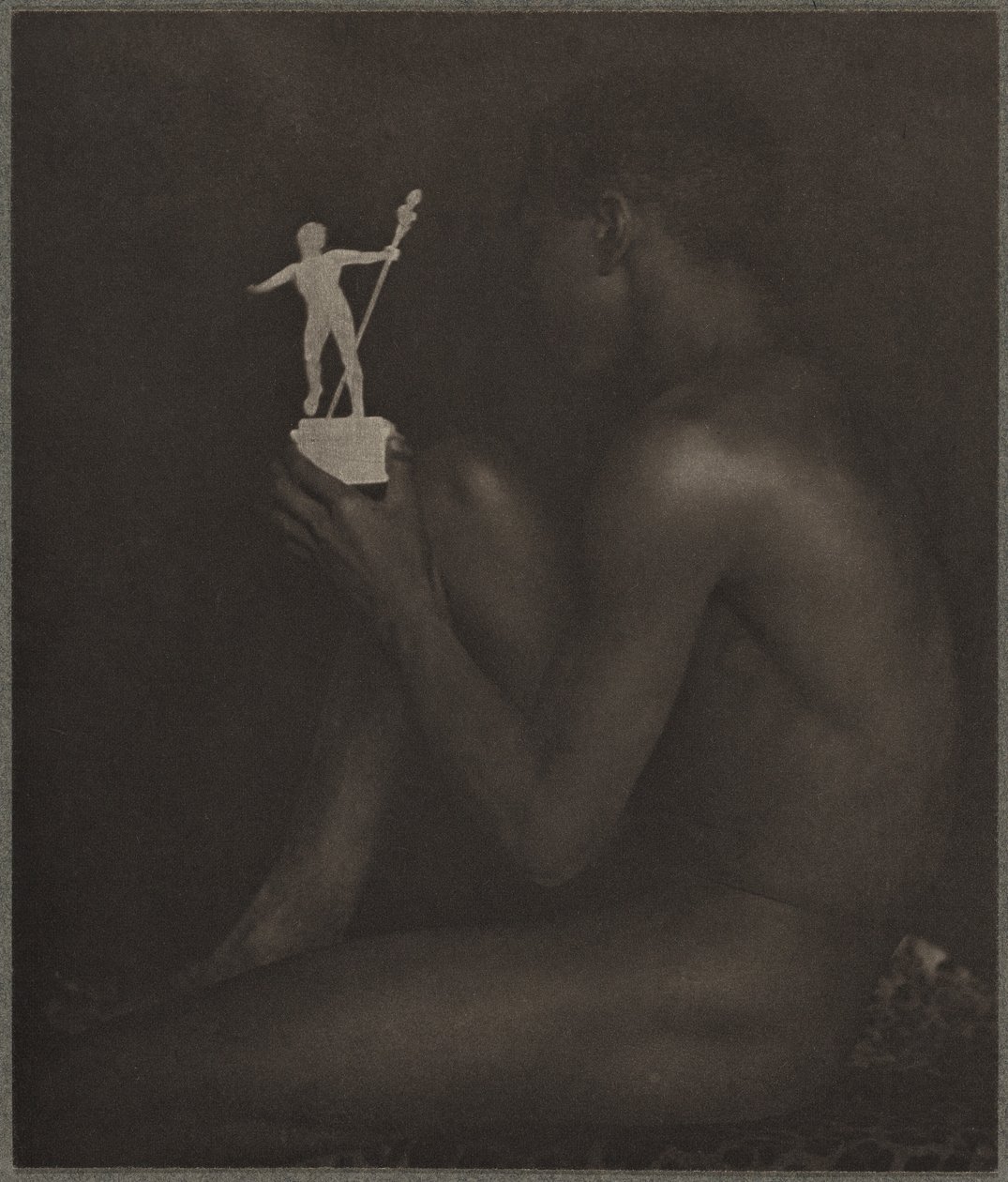 Ibenholt og elfenben,1899 (foto) af Forshaw Day