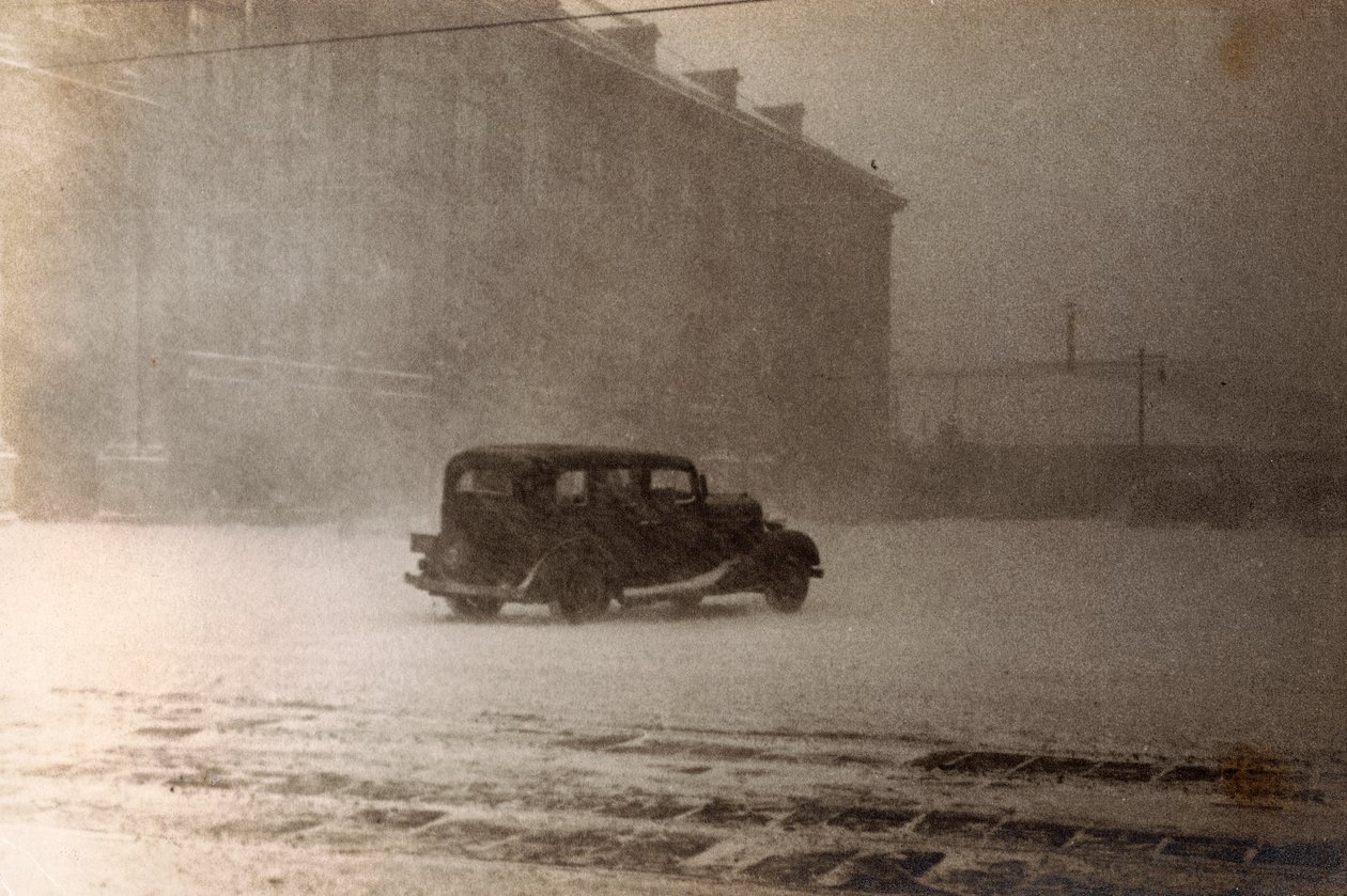 Sapporo under sneen af Fosco Maraini