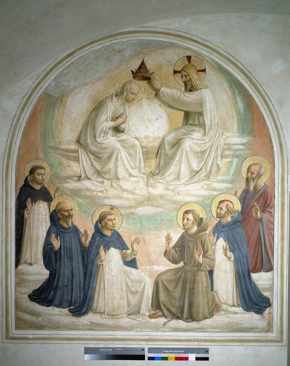Jomfruens kroning. Fra venstre til dr. : Sankt Thomas, Sankt Benedikt af Nursia, Sankt Dominikus, Sankt Francois, Sankt Pierre martyr og Sankt Marc. Fresco af Guido di Pietro af Fra Angelico