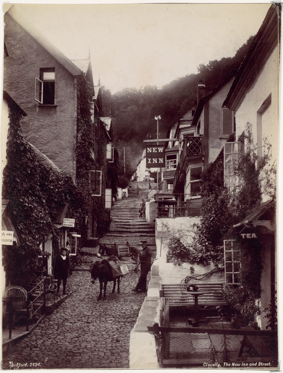 Clovelly, The New Inn og Street af Francis Bedford