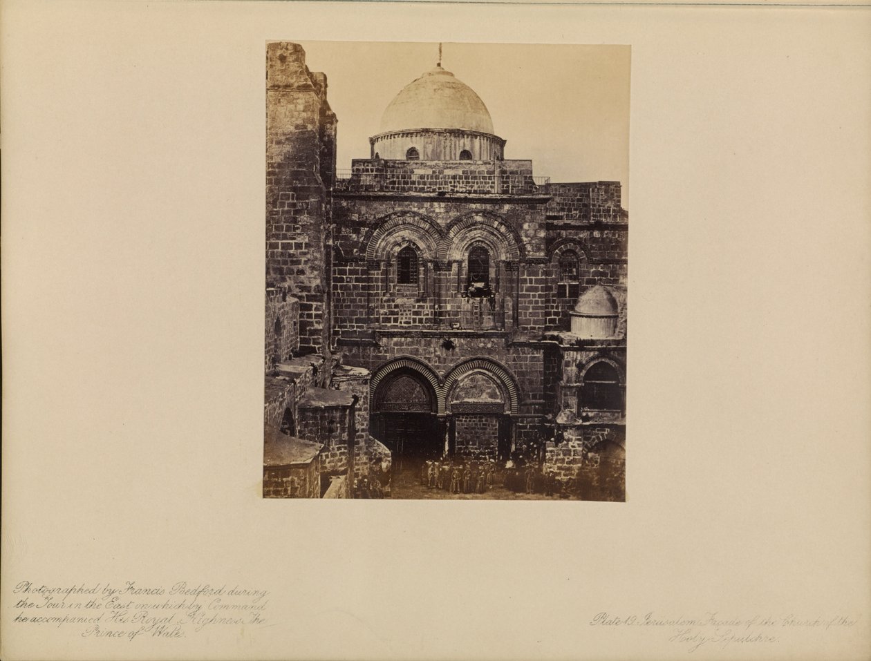 Jerusalem - Facaden på Den Hellige Gravs Kirke af Francis Bedford