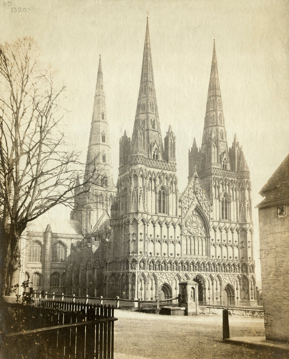 Lichfield Cathedral, Staffordshire, c1860 af Francis Bedford