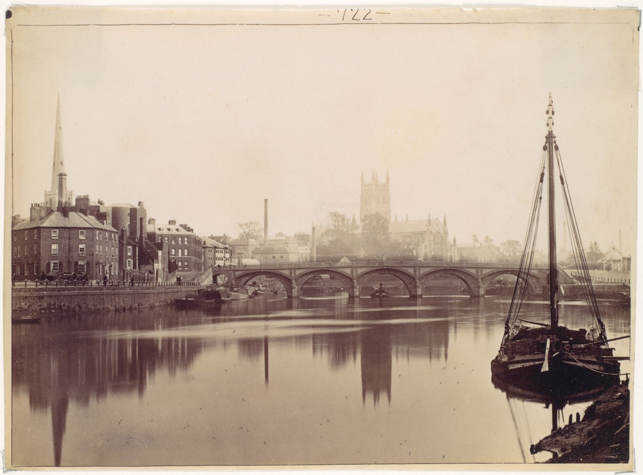 Worcester. Fra Severn af Francis Bedford