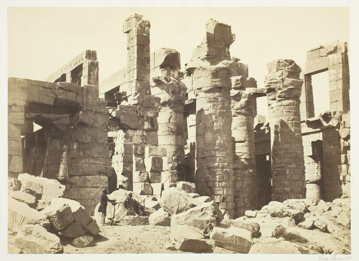 Søjlesal, 1857. af Francis Frith