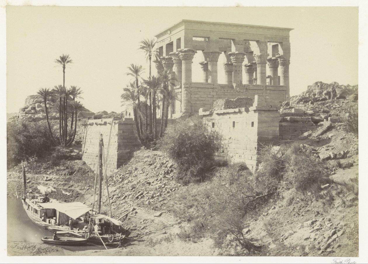 Trajans kiosk på Philae Island i Nilen Faraos seng, Island of Philae (titel på objektet) af Francis Frith