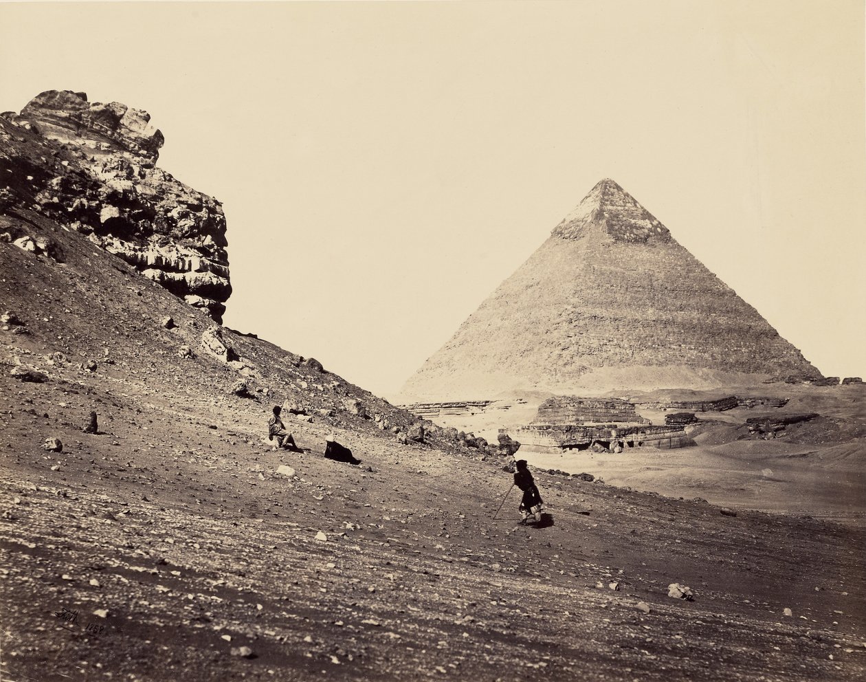Den anden pyramide set fra sydøst af Francis Frith