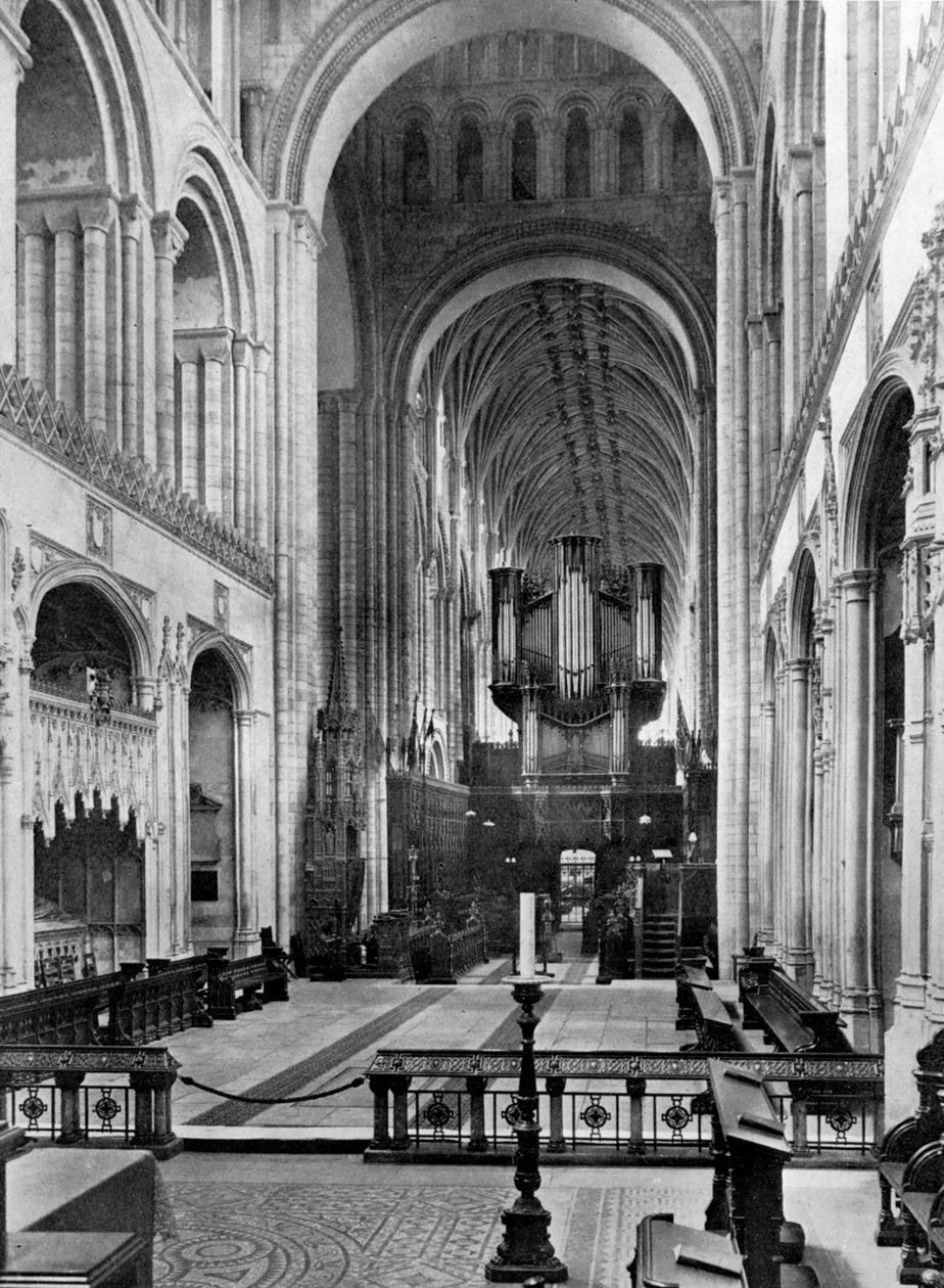 Koret, Norwich Cathedral, 1924-1926 af Frith and Co